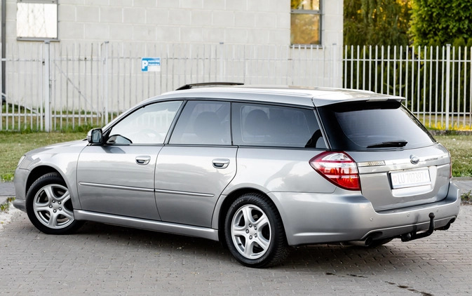 Subaru Legacy cena 24900 przebieg: 188000, rok produkcji 2008 z Radom małe 667